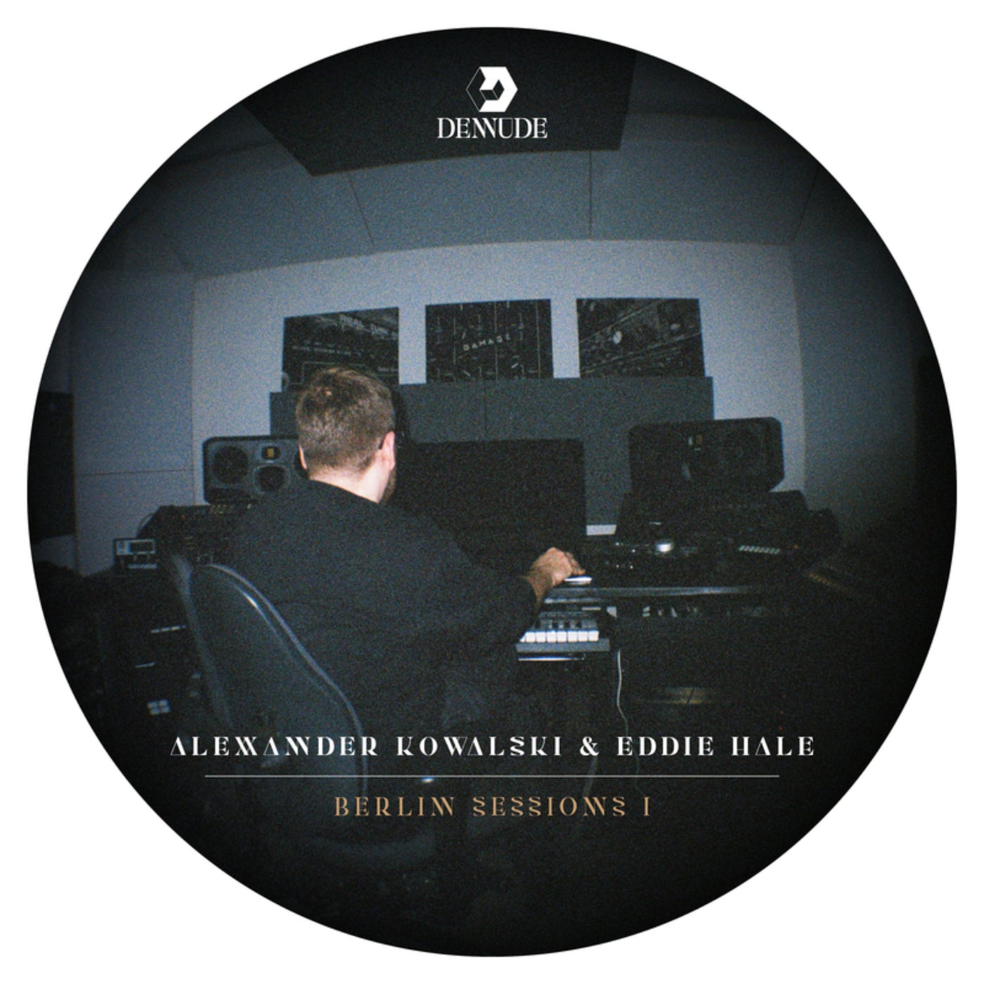 Cover - Alexander Kowalski, Eddie Hale - Echoes Between Concrete Plates (Original Mix)