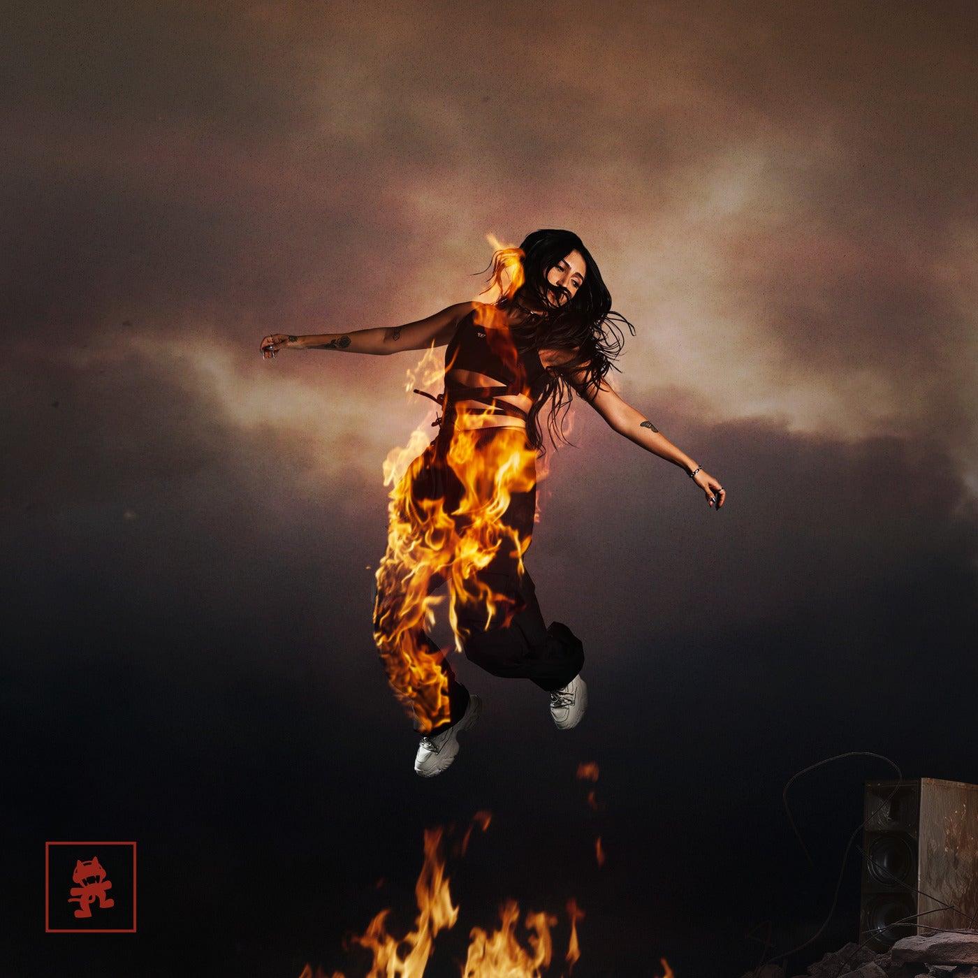 Cover - Nostalgix, Kyra Mastro - Holy (Original Mix)