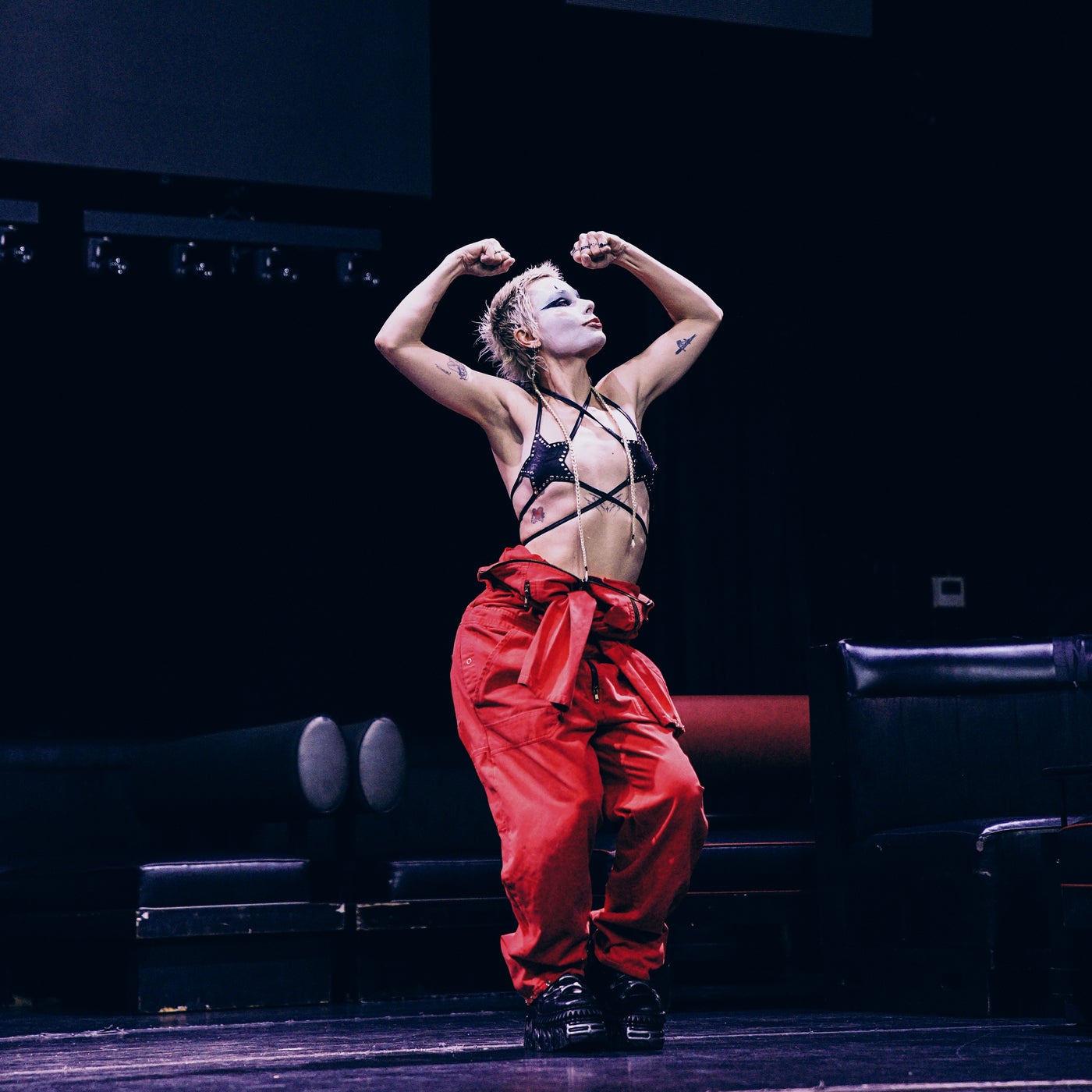 Cover - AK SPORTS, 240 KM/H - HARDCORE VIBES (OFFICIAL REMIX) Promo tools