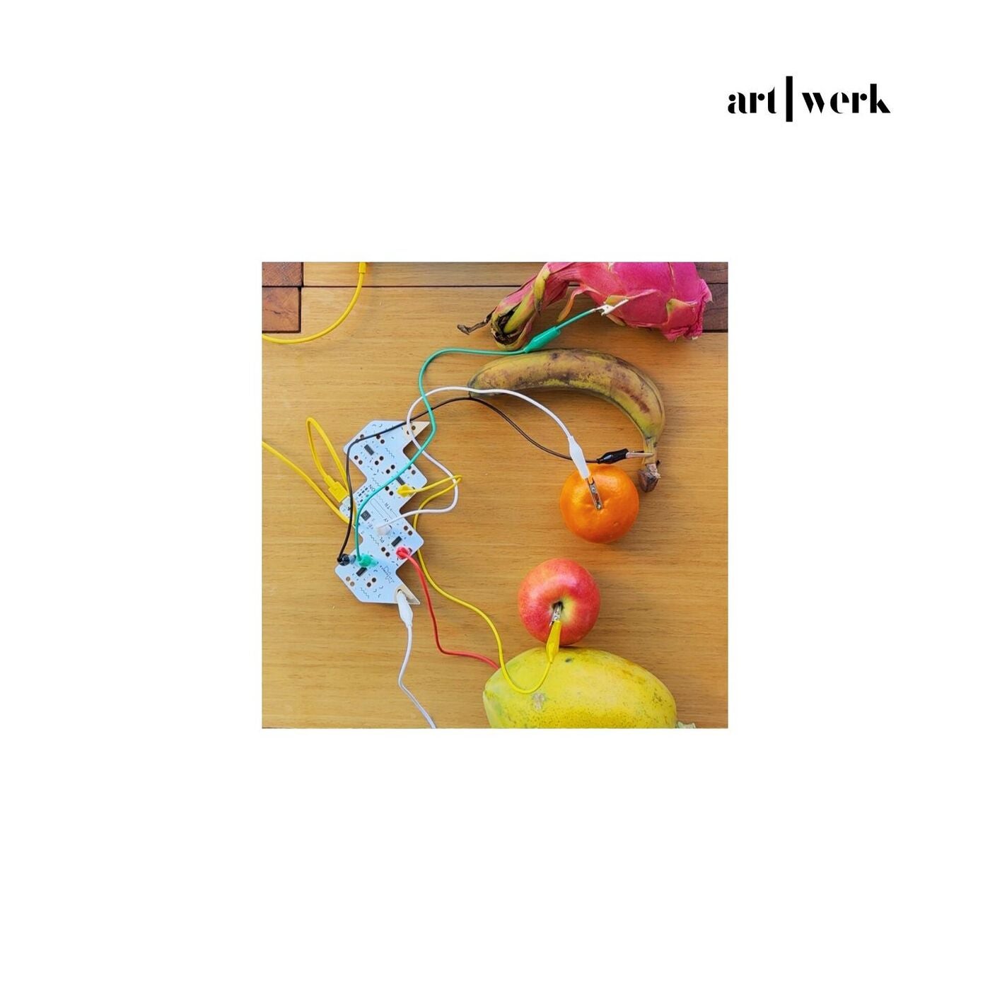 Cover - VONDA7 - Behind The Flash (Original Mix)