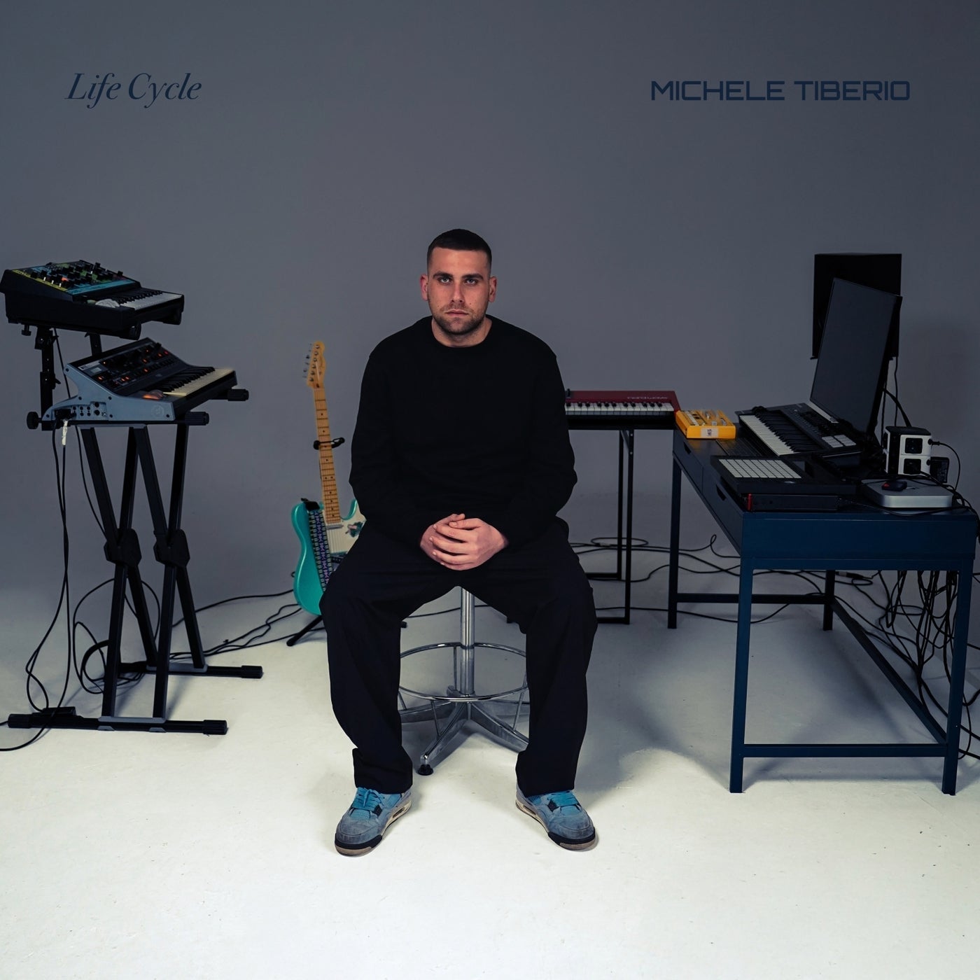 Cover - Zak Ria, Michele Tiberio, PEATY - Finding Me (feat. Zak Ria) (Original Mix) Promo tools